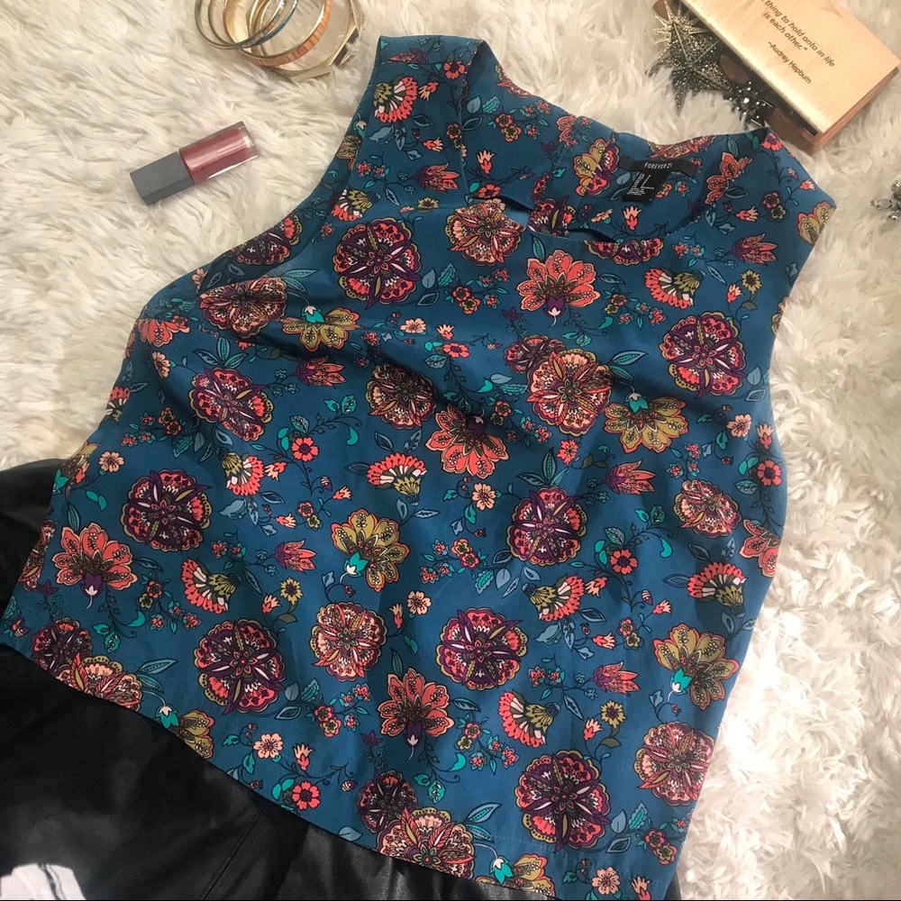 F21 Sleeveless floral top with button back